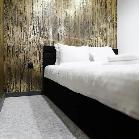 Lägenhet Househost Wielopole 10 Kraków